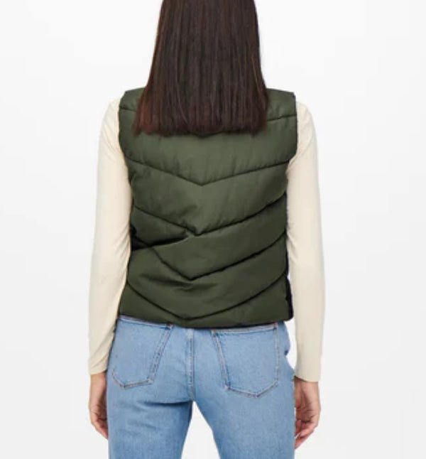 Heartland Amber Marshall Green Vest